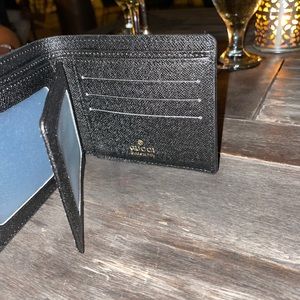 Unique Gucci wallet brand new